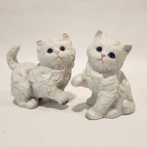 Pair Vintage Homco White Kittens Cat Figurines W/ Blue Eyes Taiwan 1970s‎ Cute